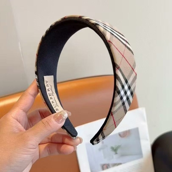 Burberry Classic Tan Plaid Headband - Picture 5 of 8